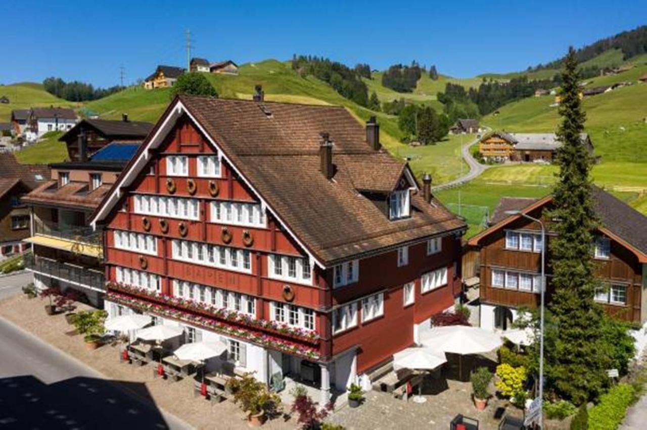 Appenzeller Huus Baeren Hotel Gonten Exterior photo