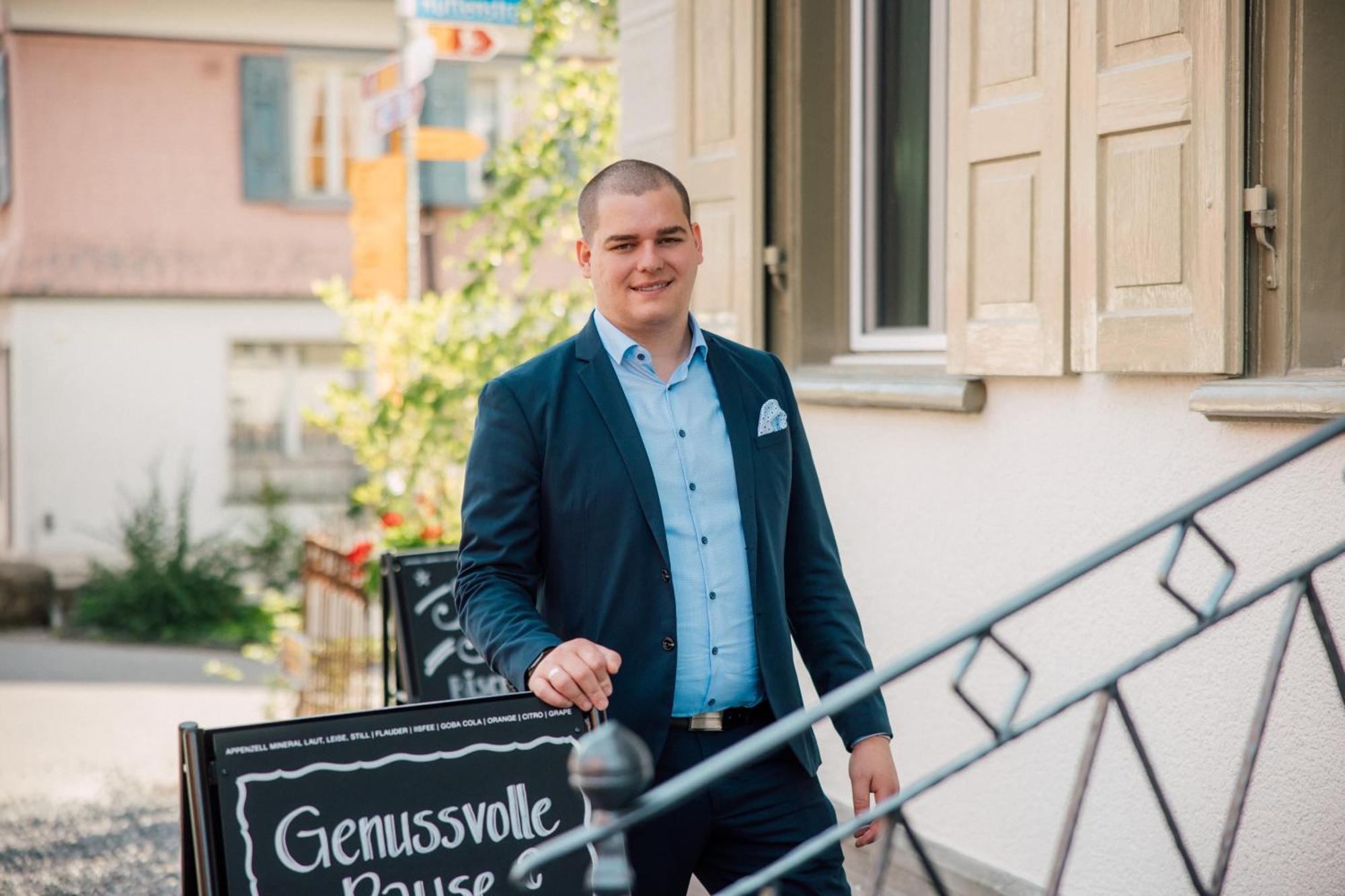Appenzeller Huus Baeren Hotel Gonten Exterior photo